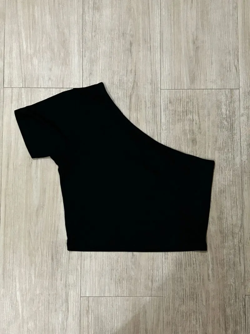 One Shoulder Top photo 1