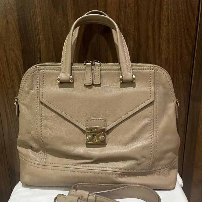 Furla  photo 1