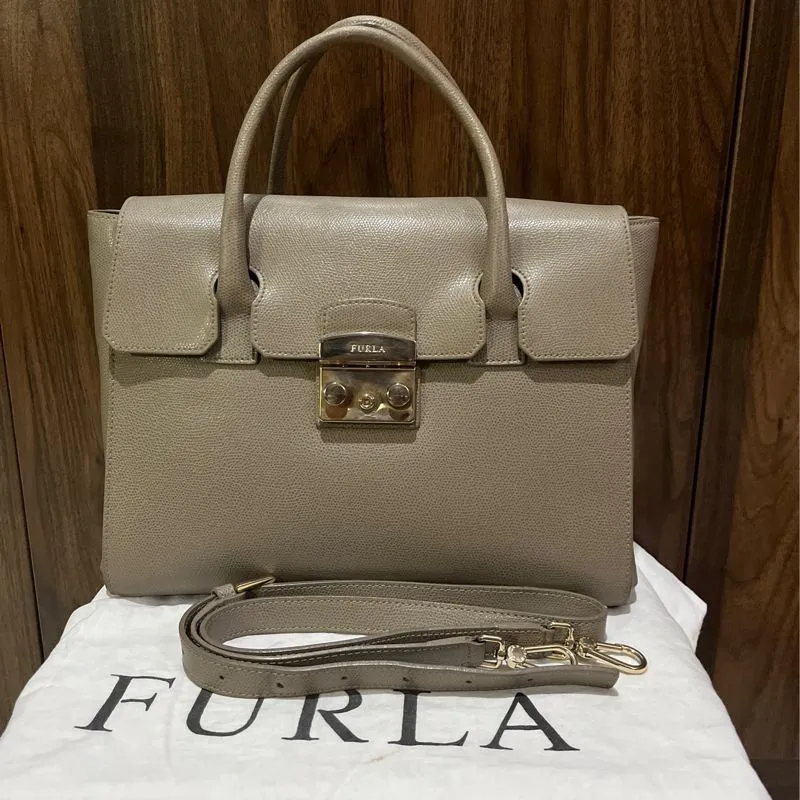 Furla Leather photo 1