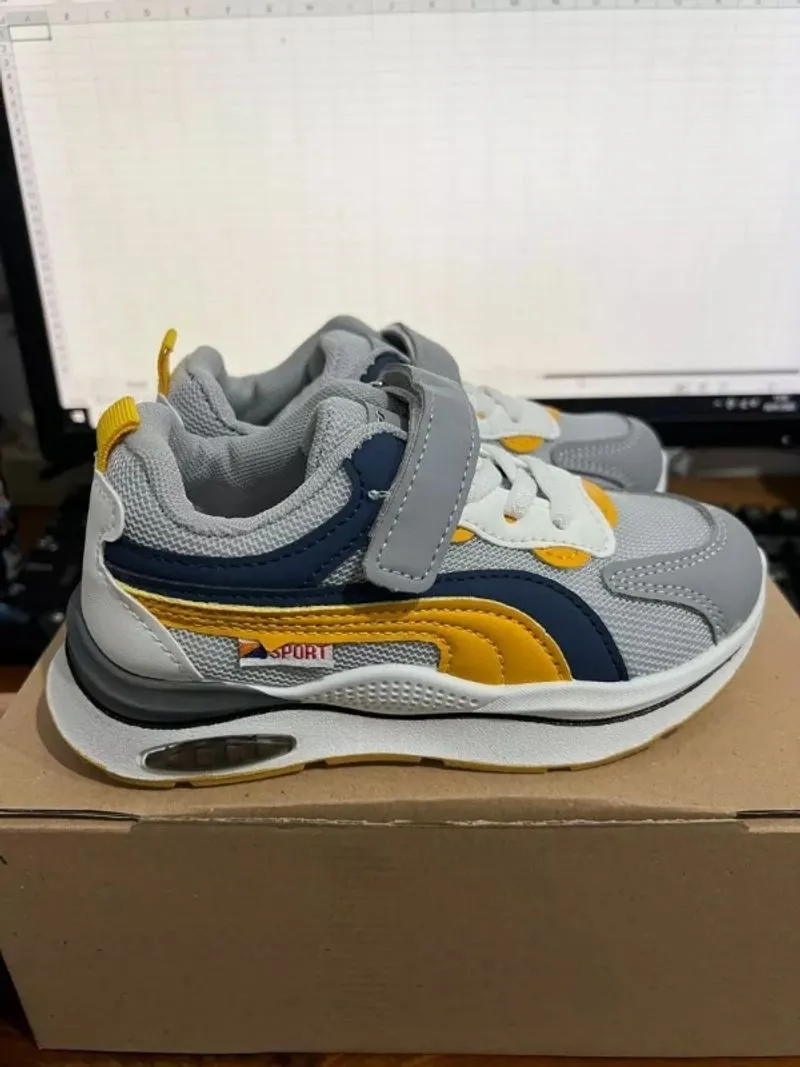 Sepatu sneaker anak import sepatu anak sekolah olahraga  photo 1