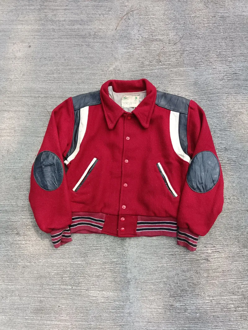 Vintage Streetwear Bomber jacket Pria red photo 1