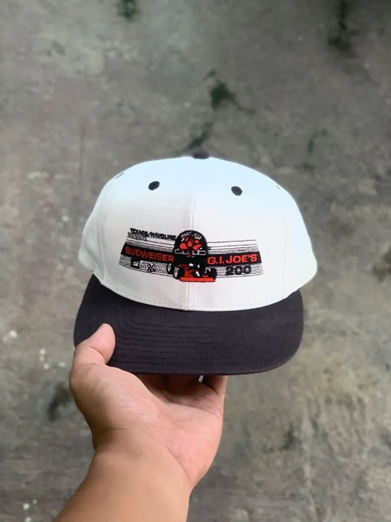 TOPI VINTAGE TWOTONE - 1999 BUDWEISER G.I JOES BY SPEED GEAR photo 1