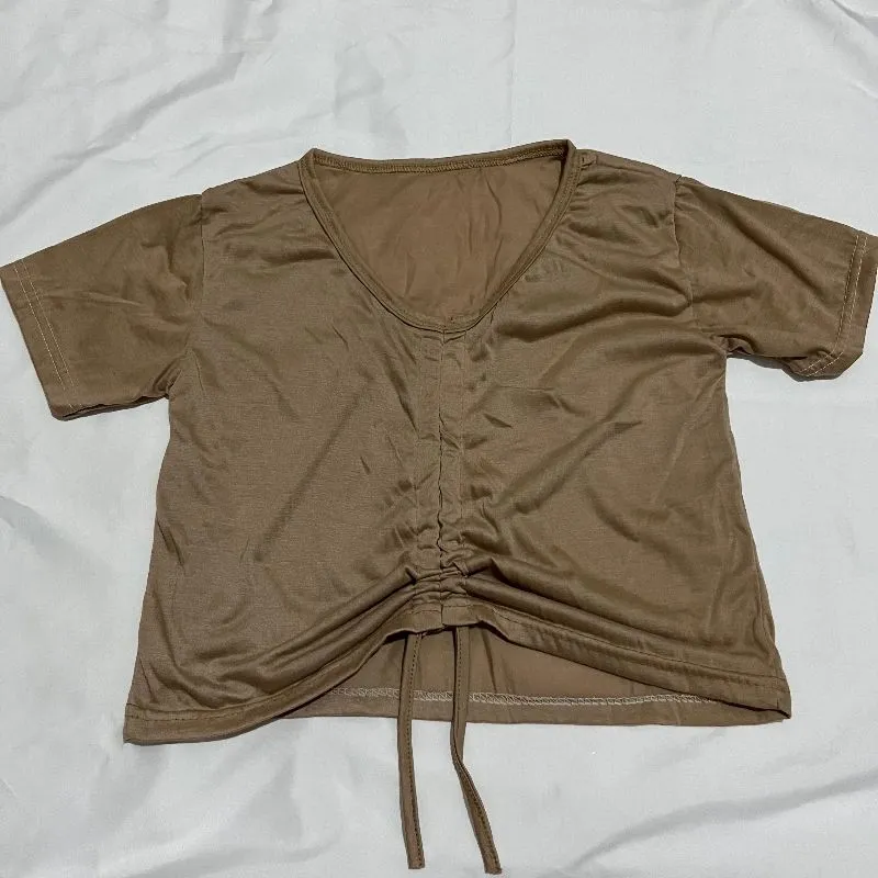 brown crop top atasan coklat lengan pendek model kerut girly photo 1