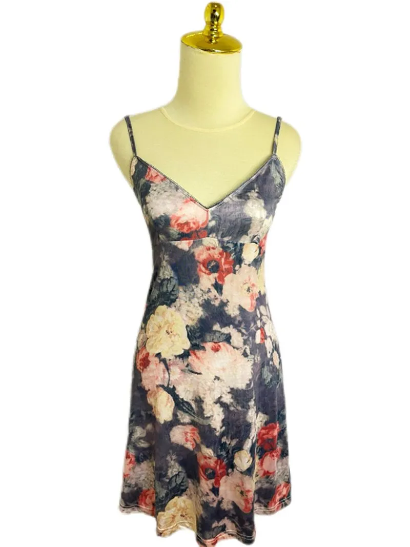 Moody Floral Print V Neck Night Dress Vintage Romantic photo 1