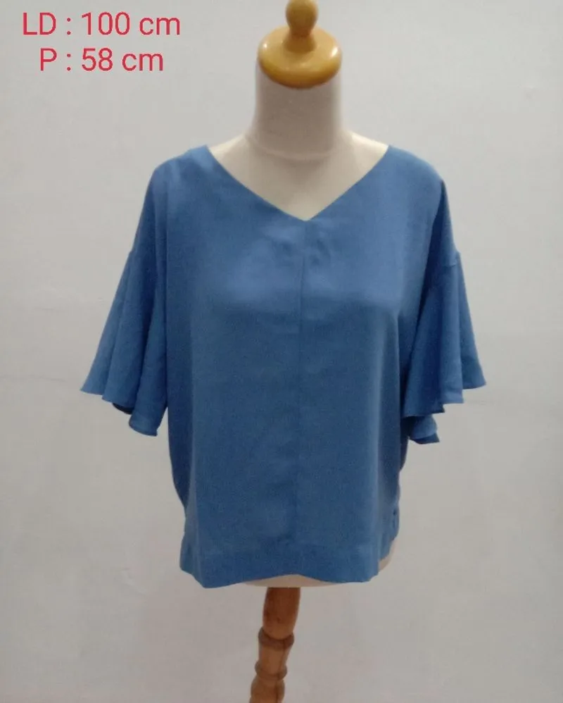 Blouse Casual Biru Preloved  photo 1