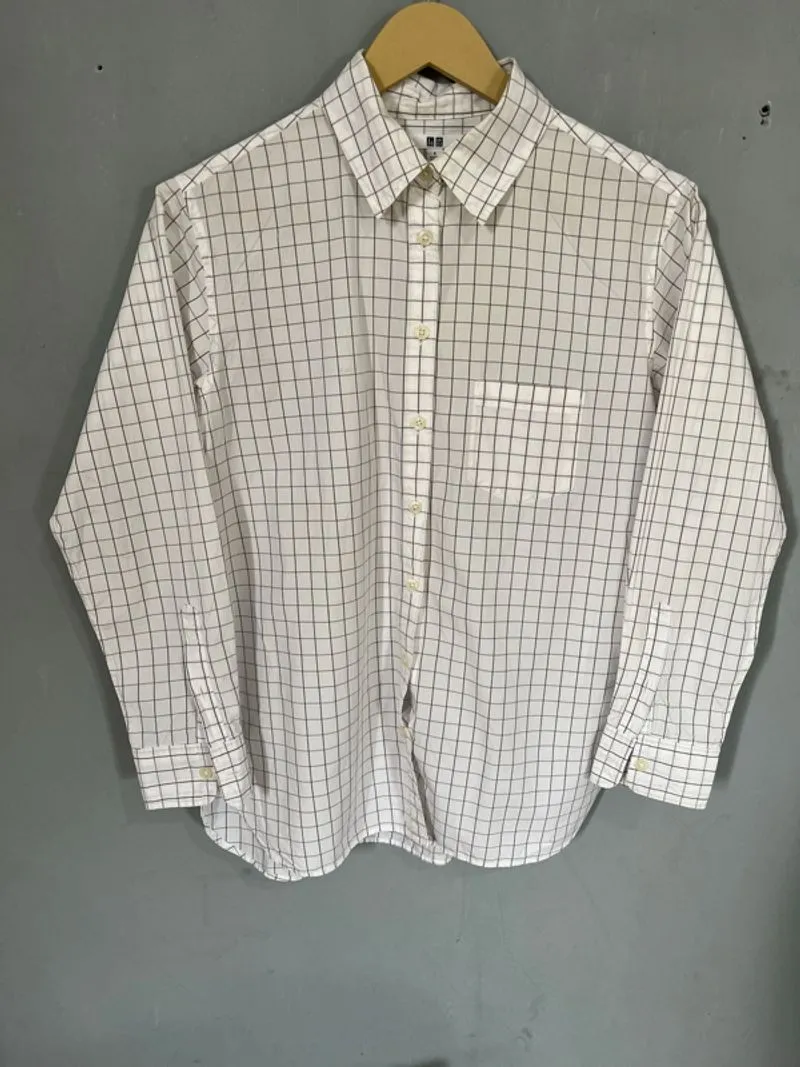Uniqlo Kemeja Pria photo 1