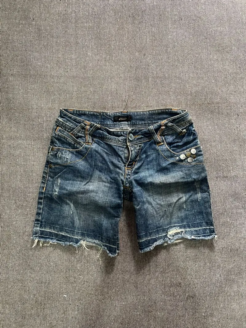 hot pants dosoh photo 1