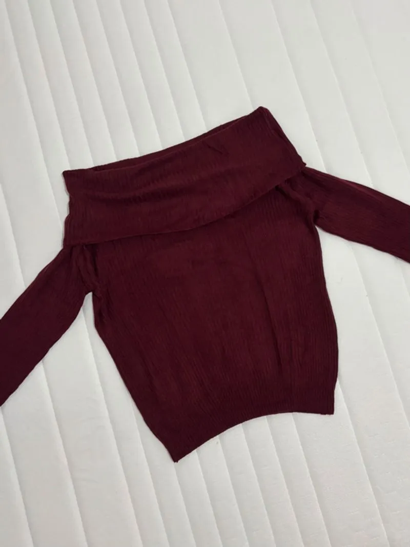 KNIT OFF SHOULDER TOP MAROON photo 1