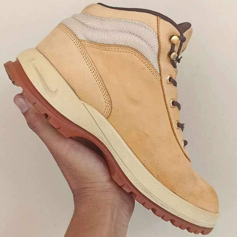 NIKE ACG Mandara Hikers Boots photo 1