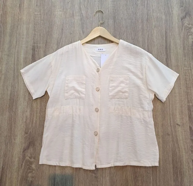 Blouse Cream Kancing  photo 1