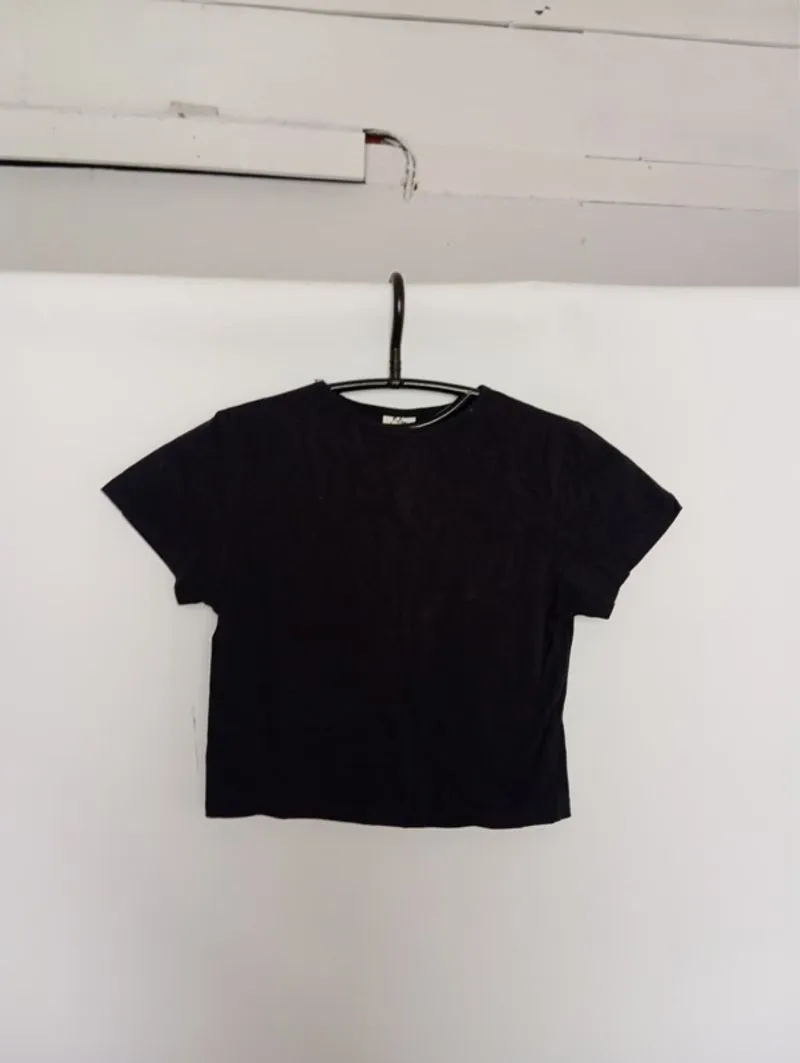 crop top wanita  photo 1