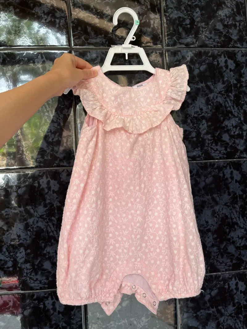Dress Max photo 1