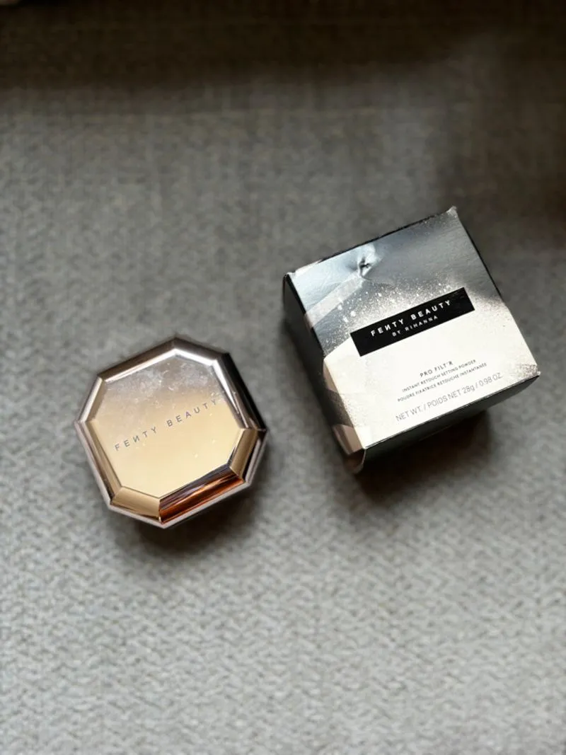 Fenty Beauty Pro Filt’r Instant Retouch Setting Powder photo 1