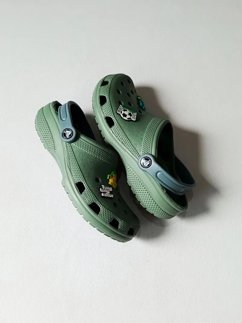 Crocs Classic Clog Green Zaitun photo 1