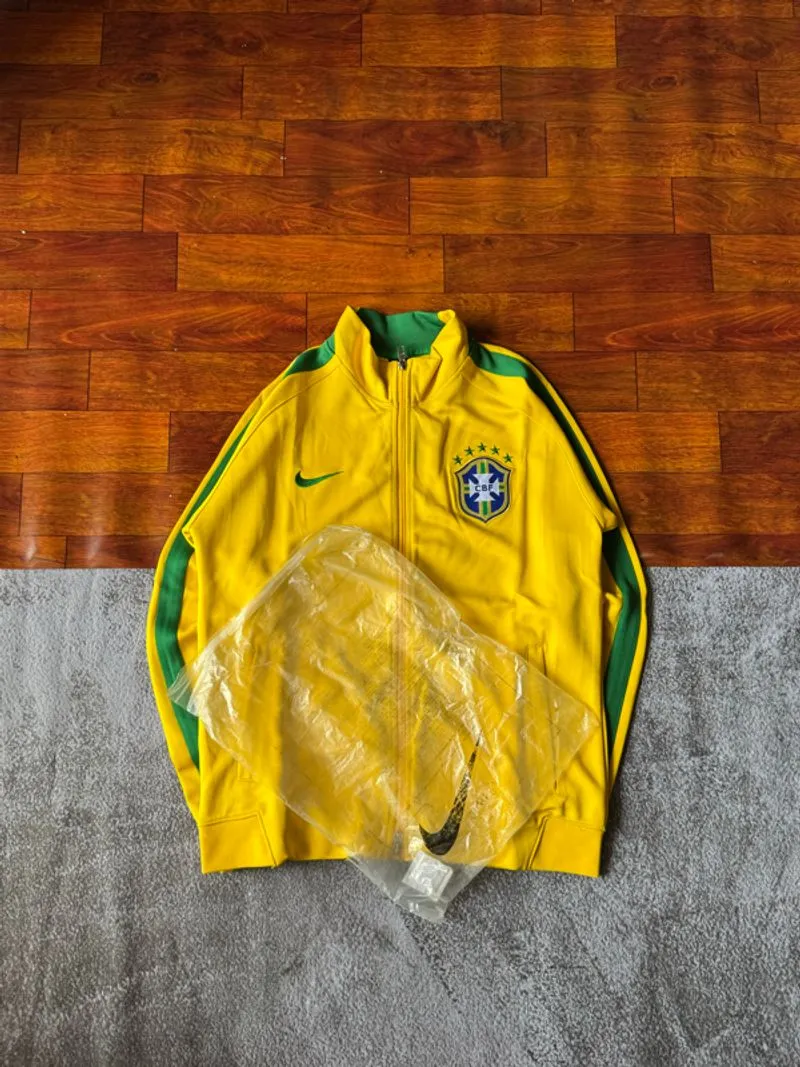 NIKE x BRASIL BNWT  photo 1