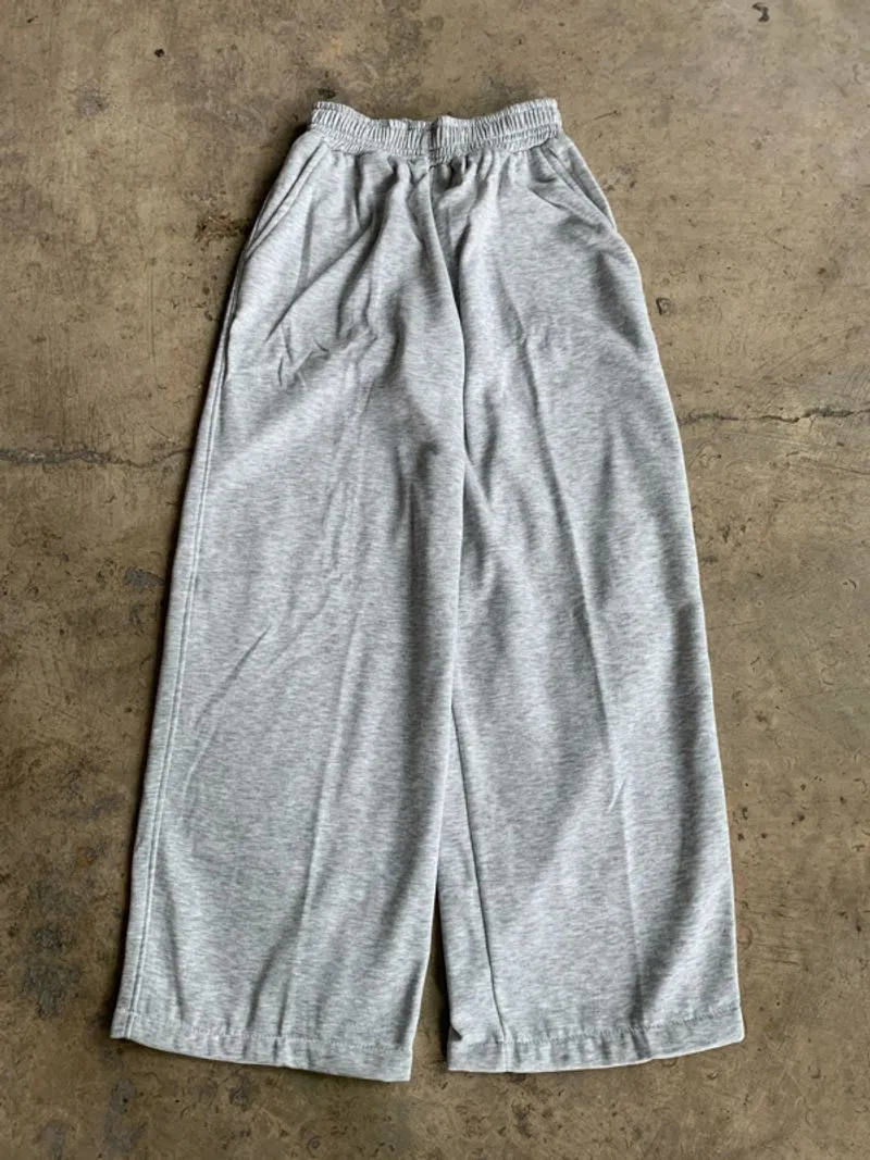 Baggy Sweatpants Blank photo 1