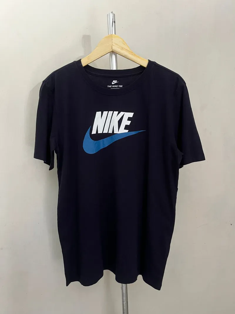 Nike Casual T-shirt Pria navy photo 1