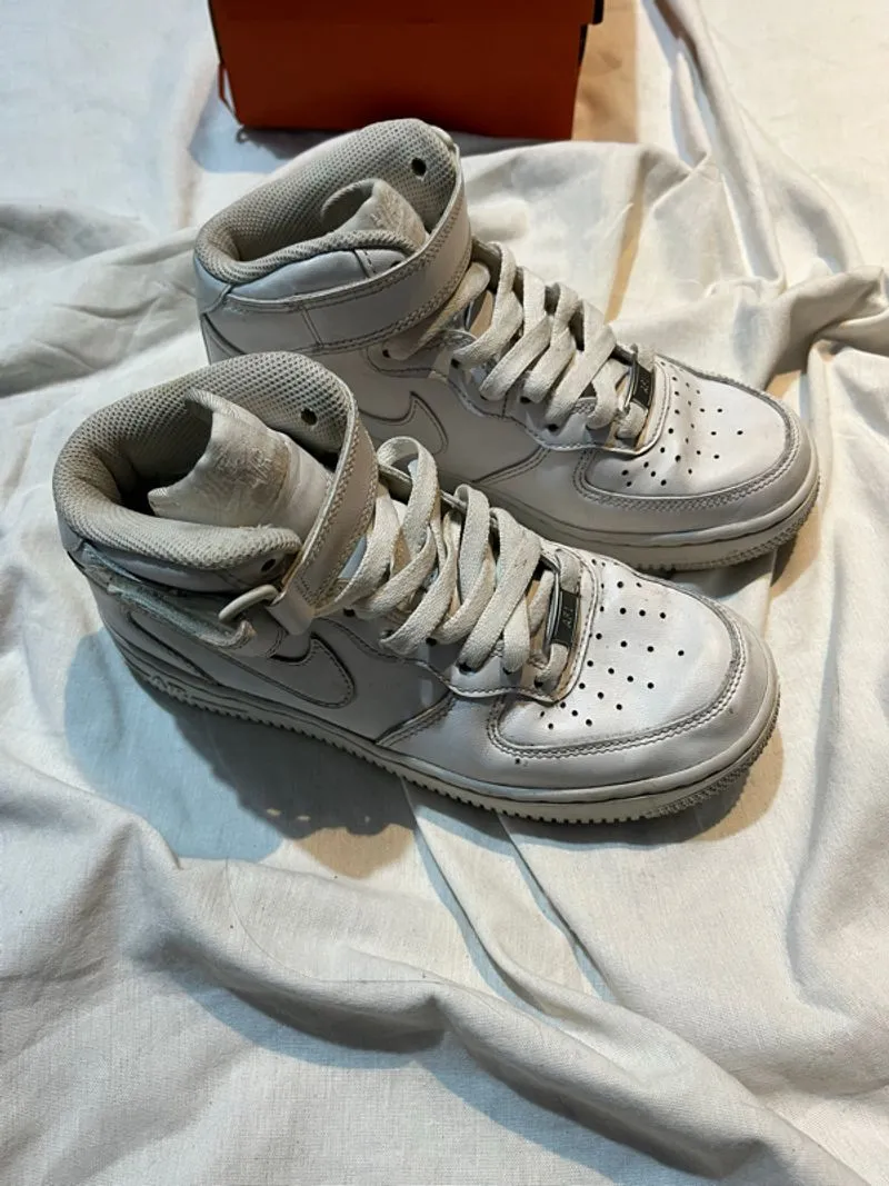 nike air force 1 mid id