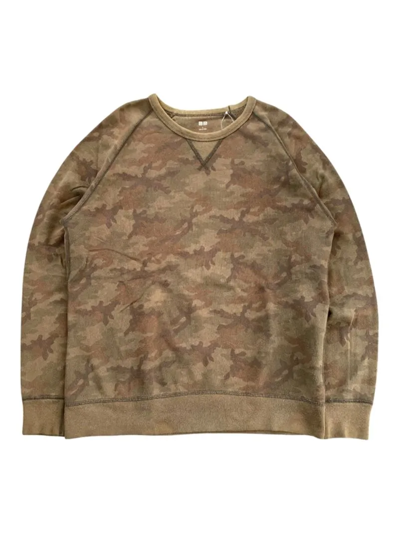 Uniqlo Camo Crewneck photo 1