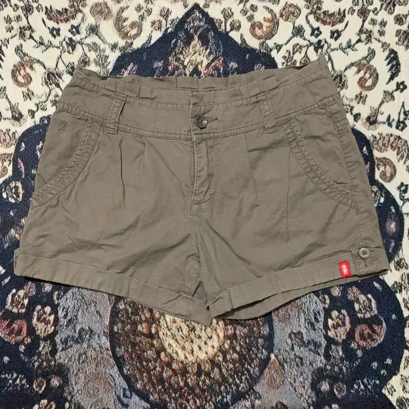 Khaki cargo shorts  photo 1