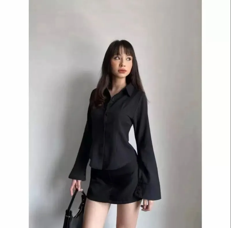 Kemeja Slim Fit Hitam photo 1