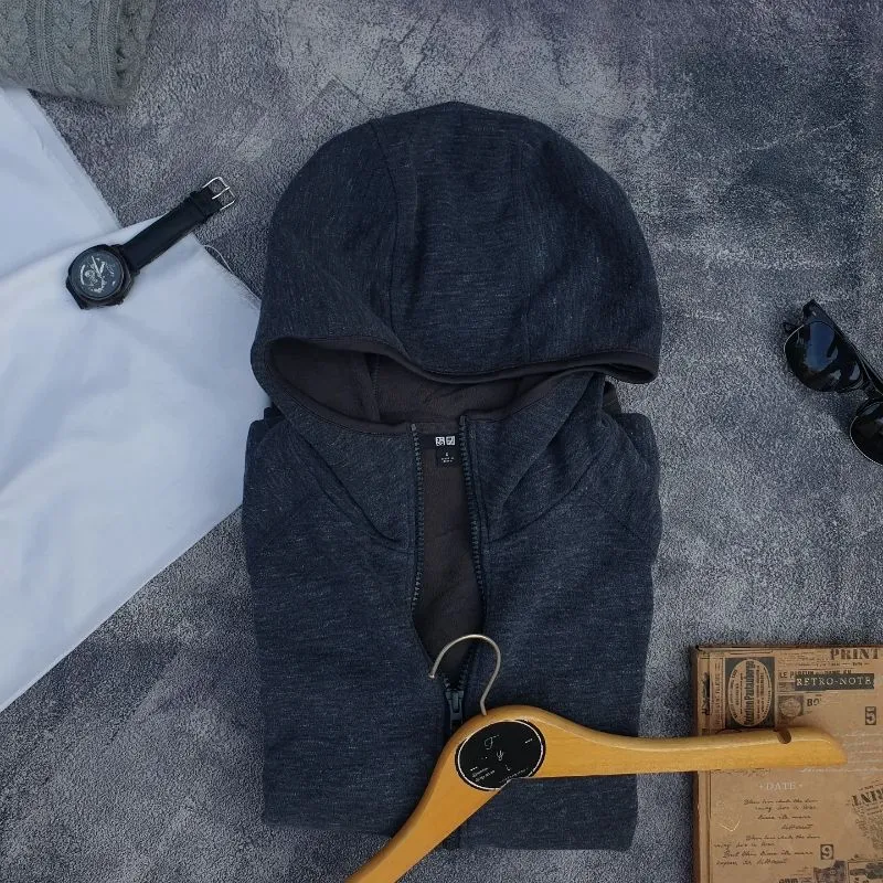 FY 1228 - uniqlo soft zipper hoodie photo 1