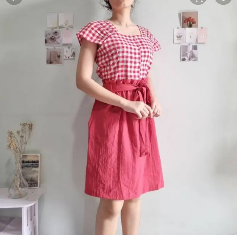 red skirt rok merah selutut pita coquette korean look photo 1