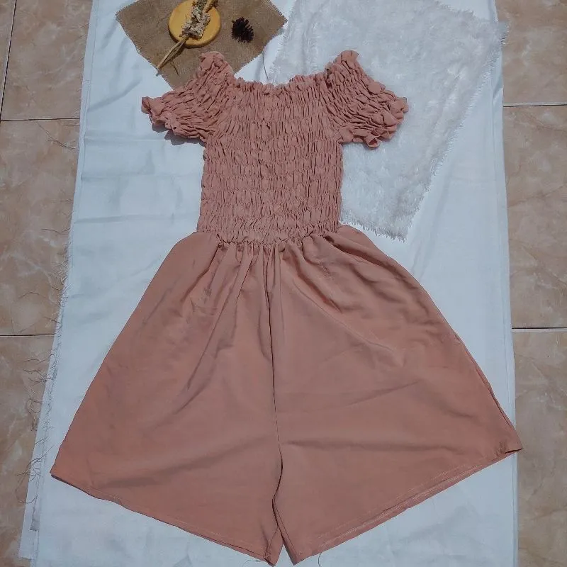 salmon pink smocked off shoulder jumpsuit pendek sabrina photo 1