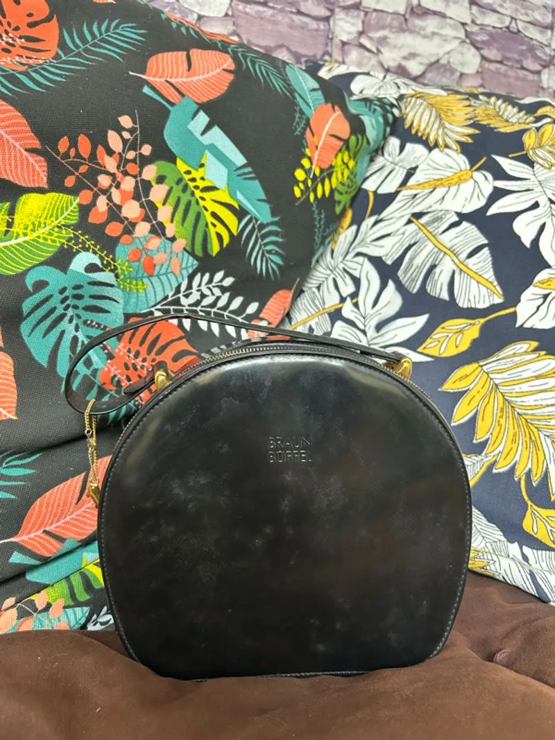 Braun Buffel Black Handbag photo 1