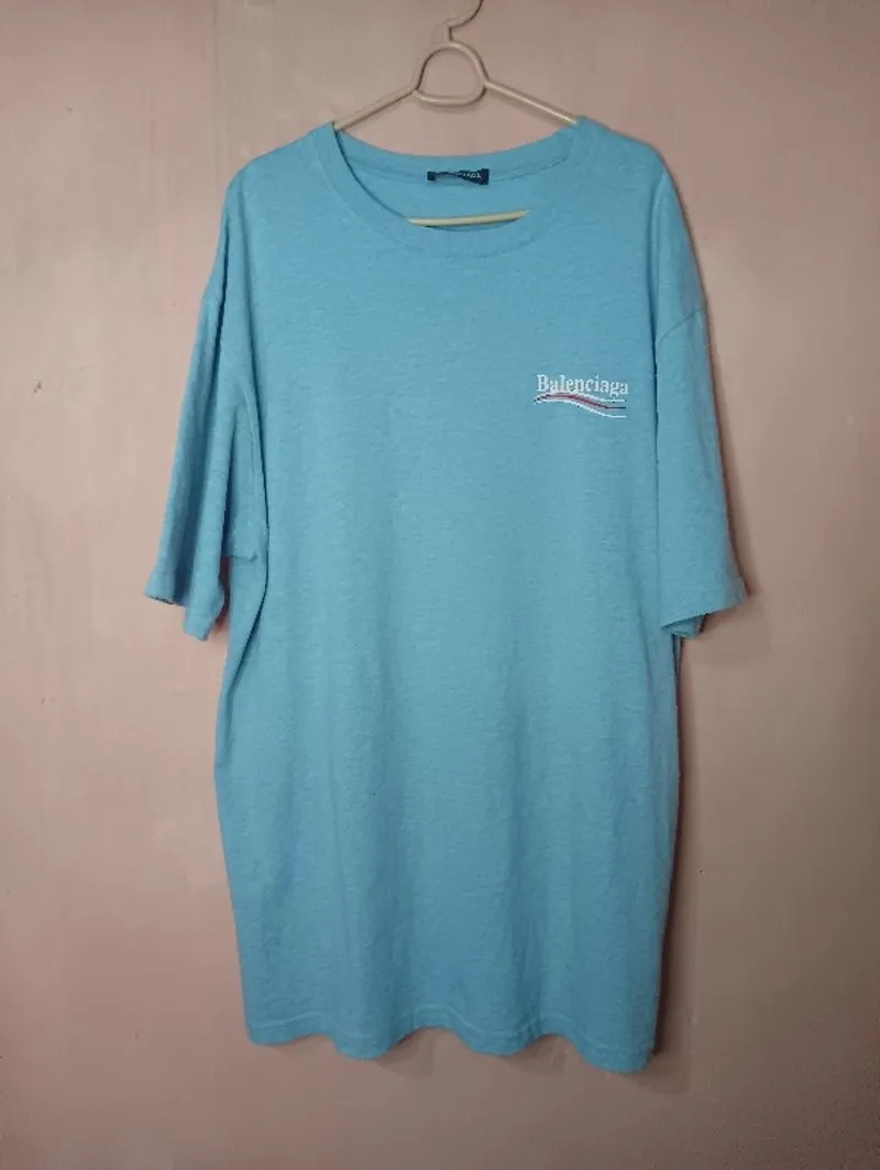 T-shirt Balenciaga  photo 1