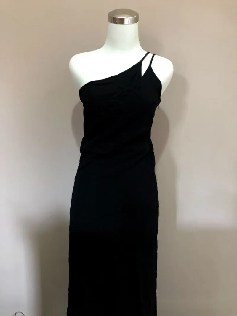Dress Hitam Tali Samping Elegant photo 1