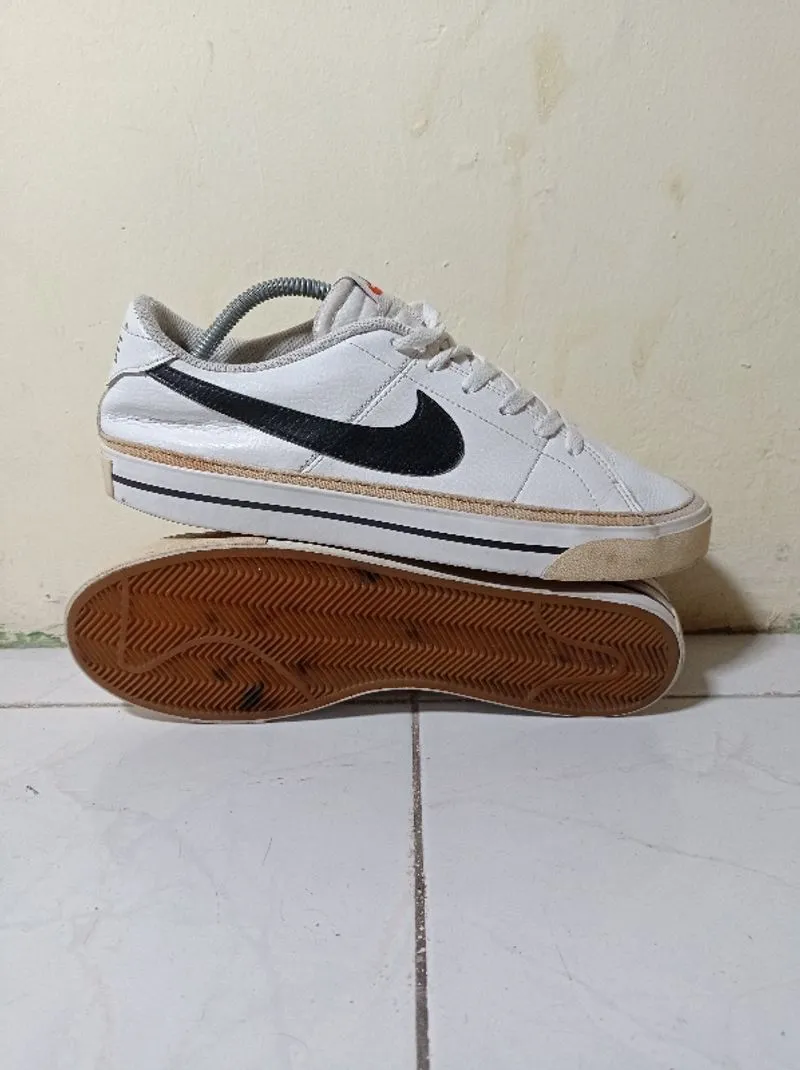 Nike Court Legacy  photo 1