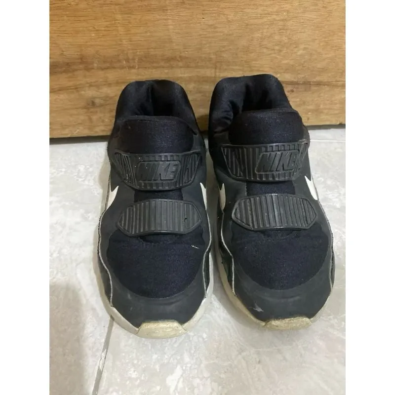 Sepatu anak nike photo 1