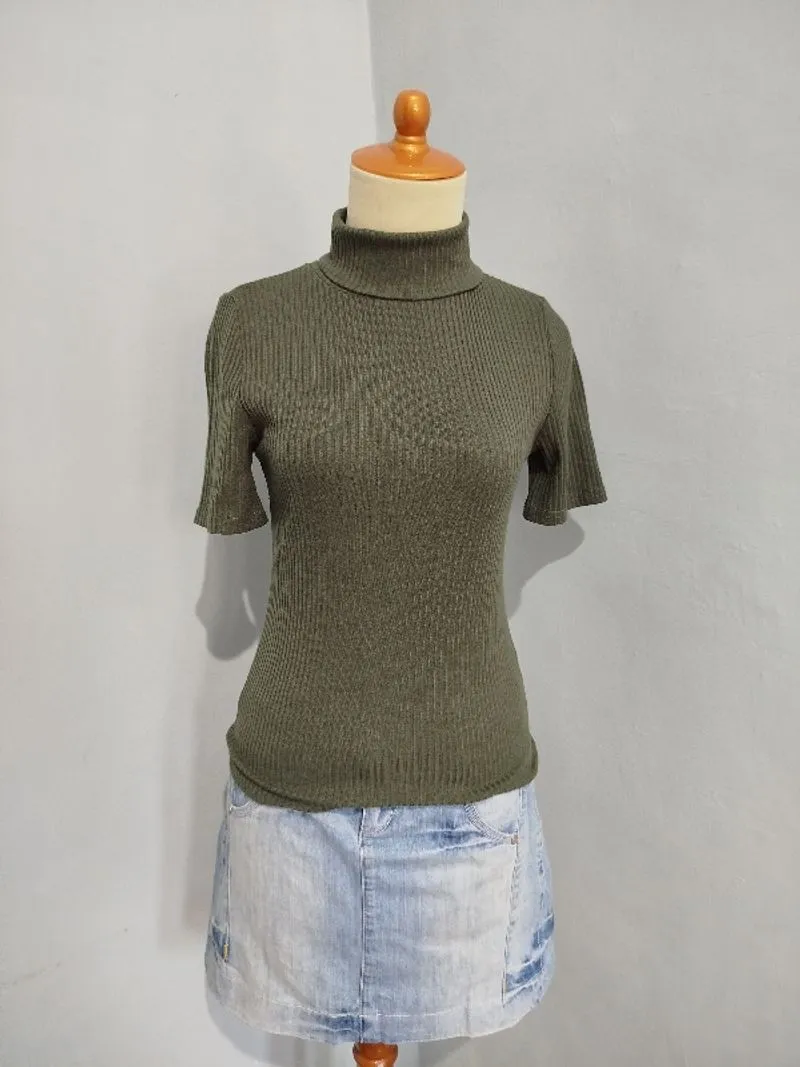Top Rajut Turtle Neck  photo 1