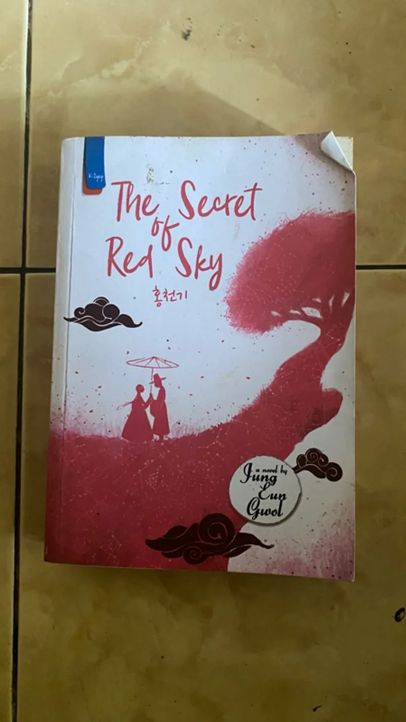 Buku The Secret Of Red Sky photo 1