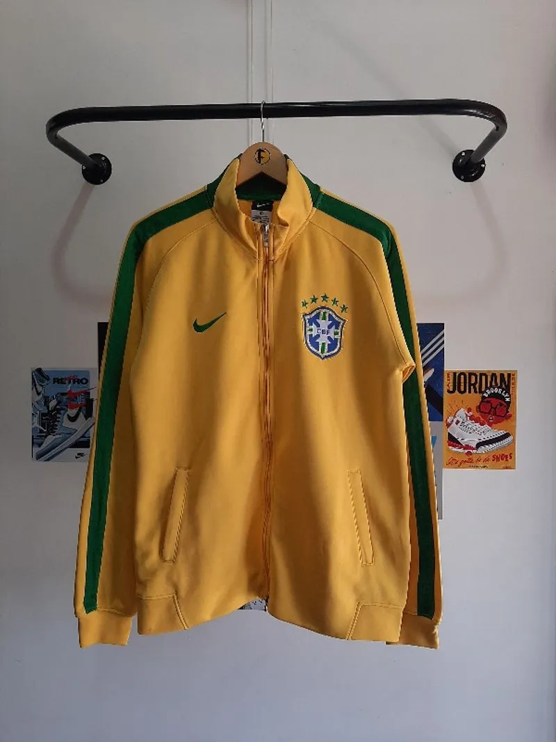 Tracktop nike Brasil photo 1