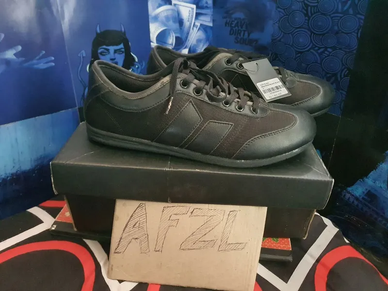 Streetwear Sneakers Pria black photo 1