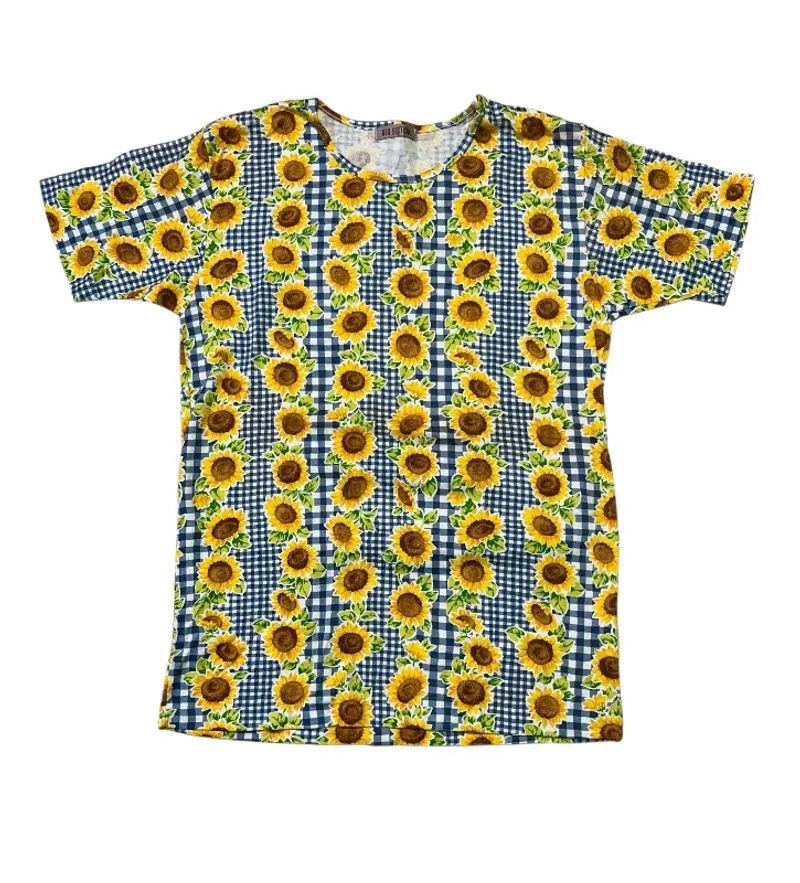 Tshirt air section flower graphic photo 1