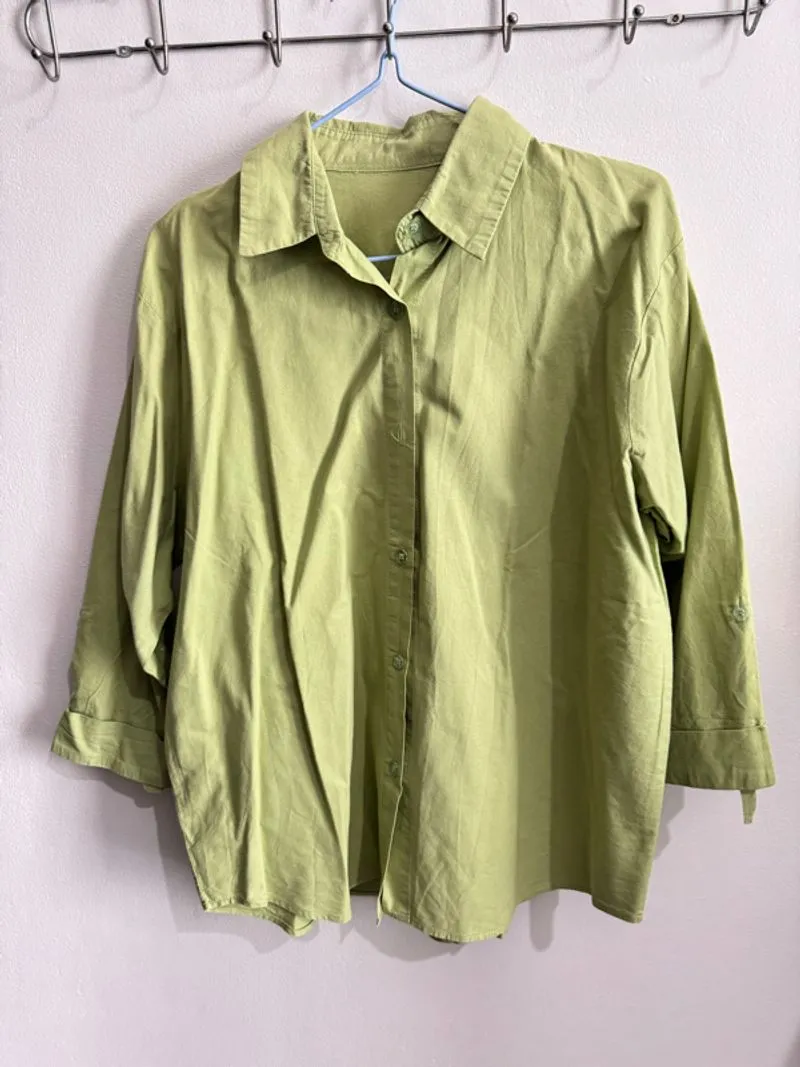 Kemeja polos hijau photo 1