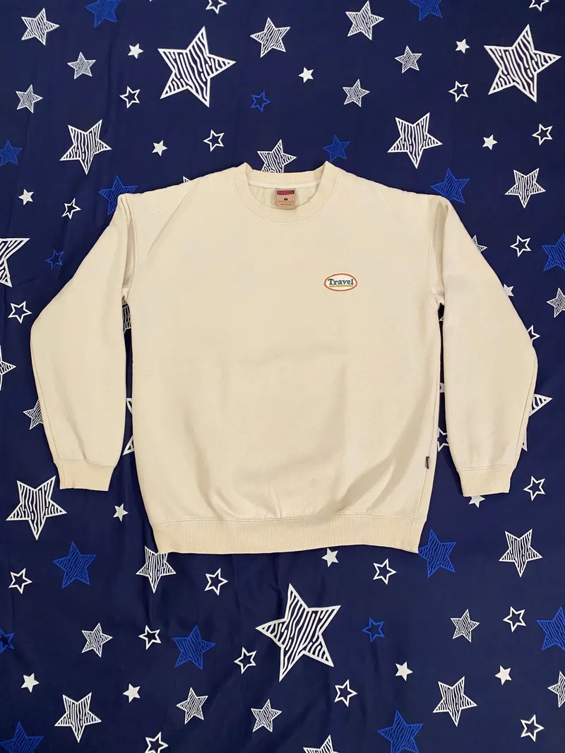 Streetwear Sweater Pria cream photo 1