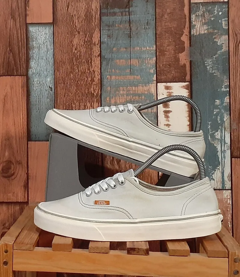 VANS Casual Sneakers Pria gray photo 1