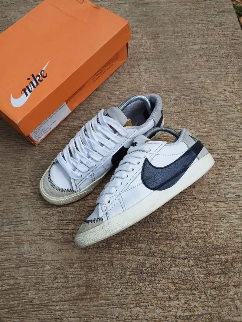 NIKE BLAZER LOW 77 JUMBO WITH BOX SECOND  photo 1