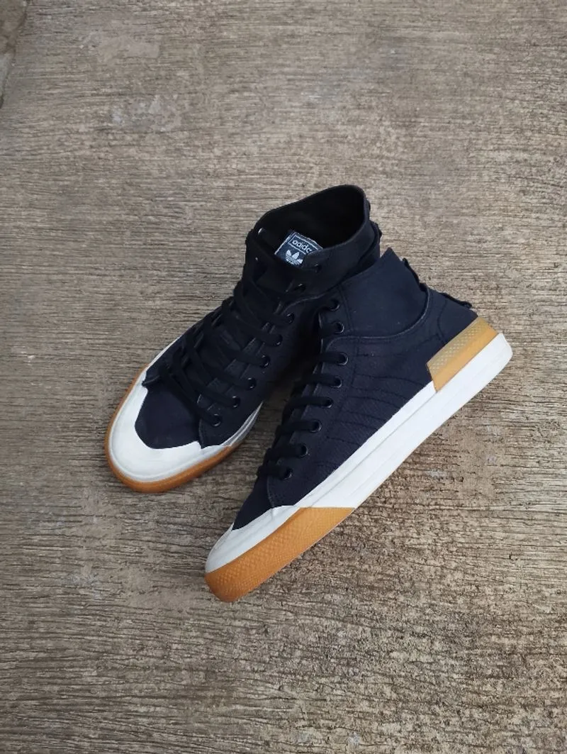 ADIDAS NIZZA HI SECOND 44.5 photo 1