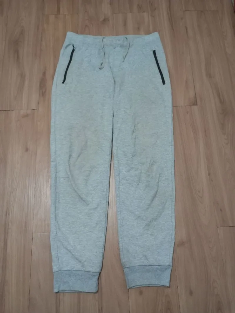 Uniqlo Tech Jogger photo 1