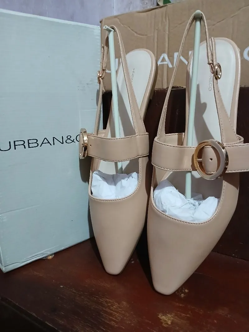 Urban Research Casual Flat Wanita cream photo 1