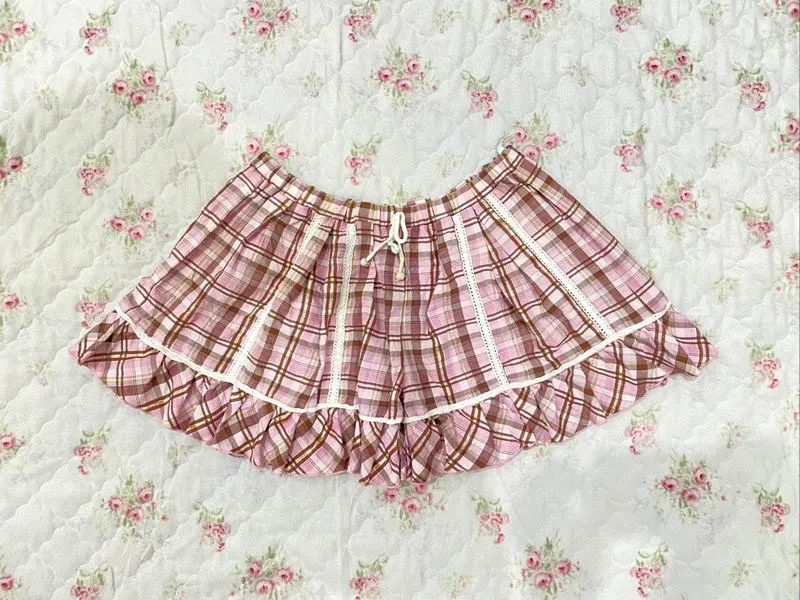 Miniskirt short tartan babypink kawai lace coquette y2k cute photo 1