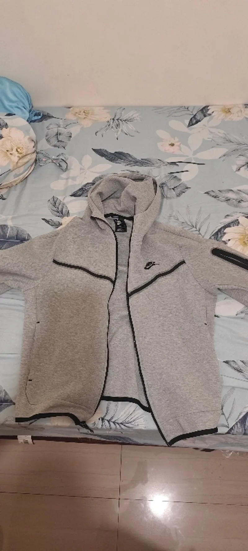 Nike Tech Fleece Full-Zip Hoodie (Abu-abu/Grey) photo 1