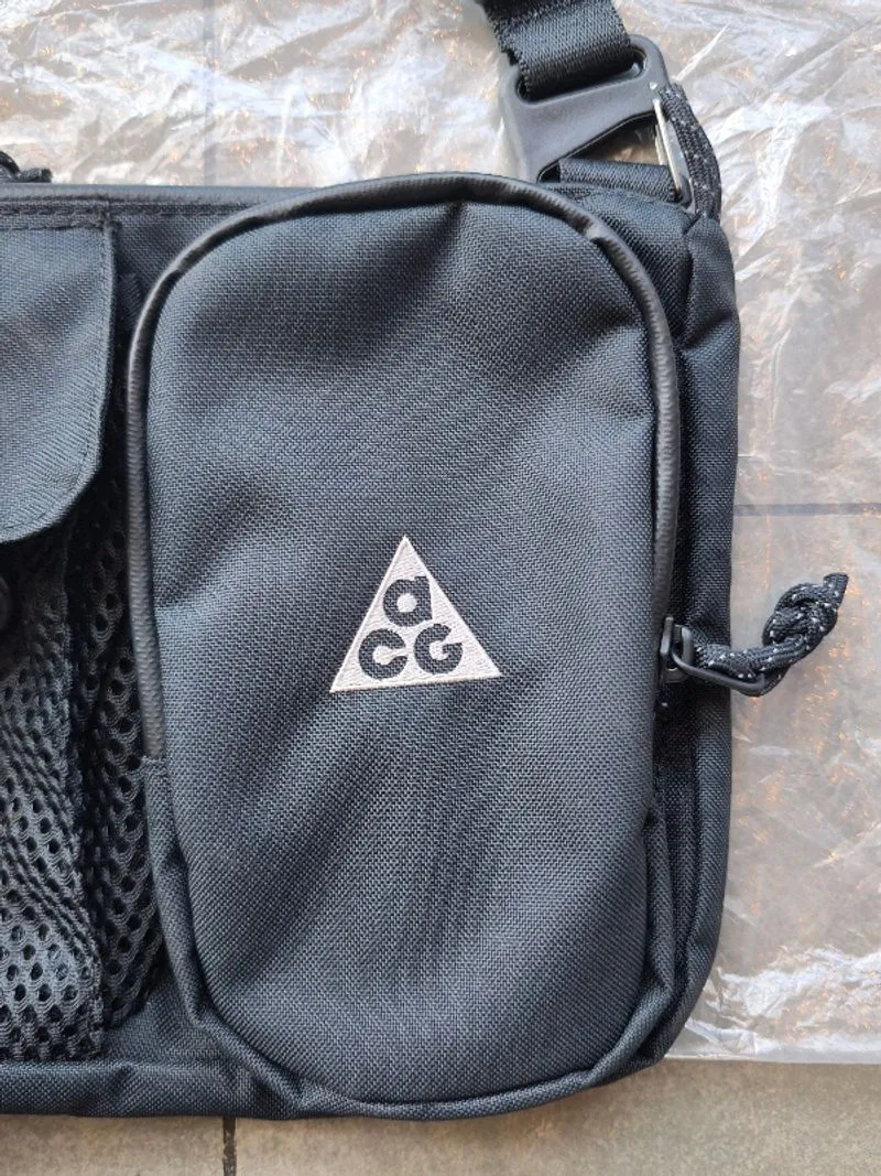 nike acg sling bag