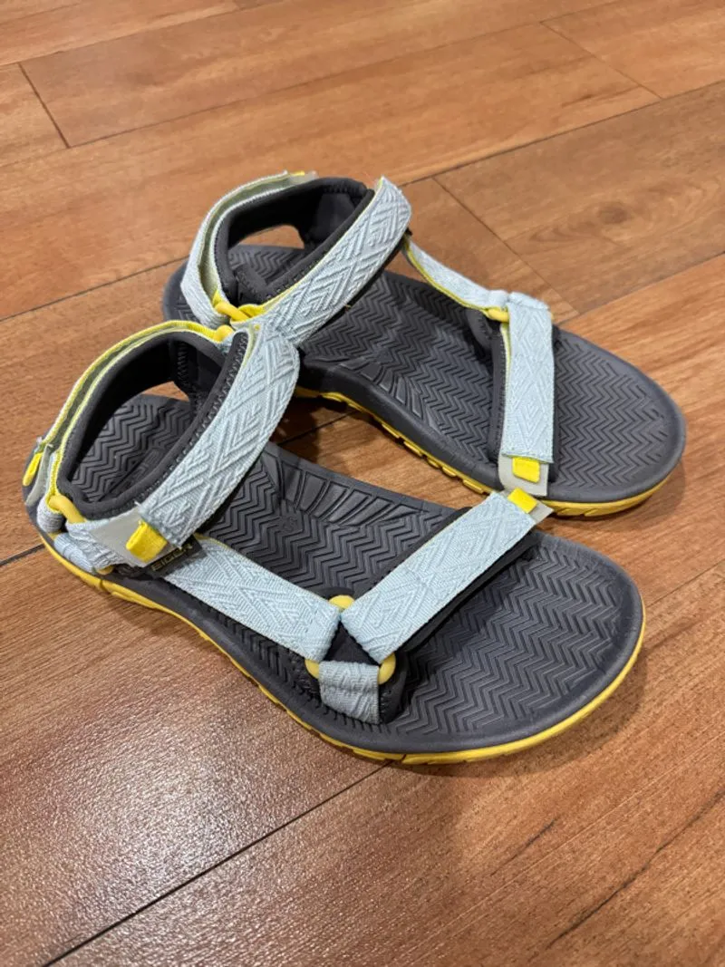 EIGER sandal wanita photo 1