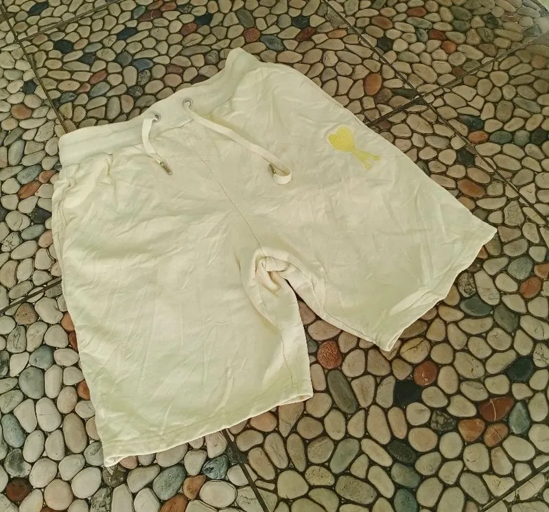 AMI Paris Shortpants  photo 1